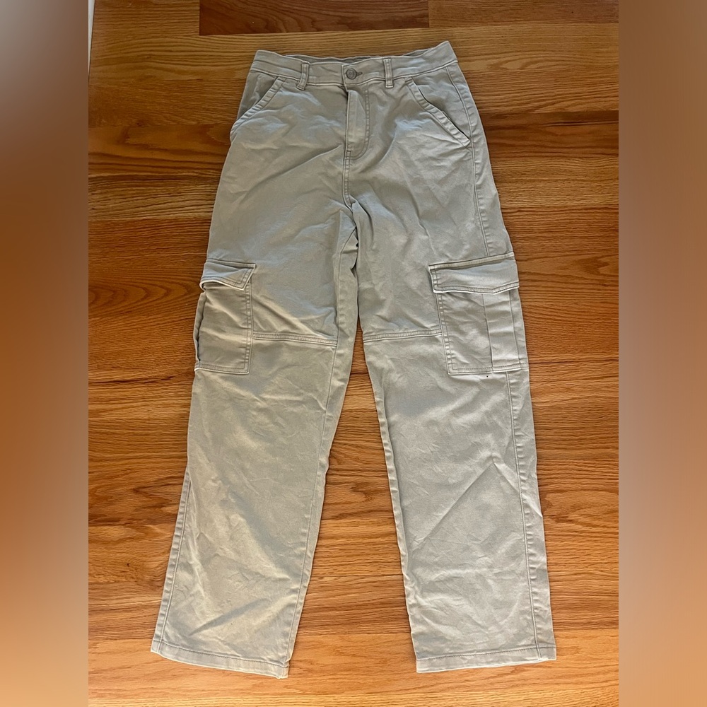 Garage khaki cargo pants- size small